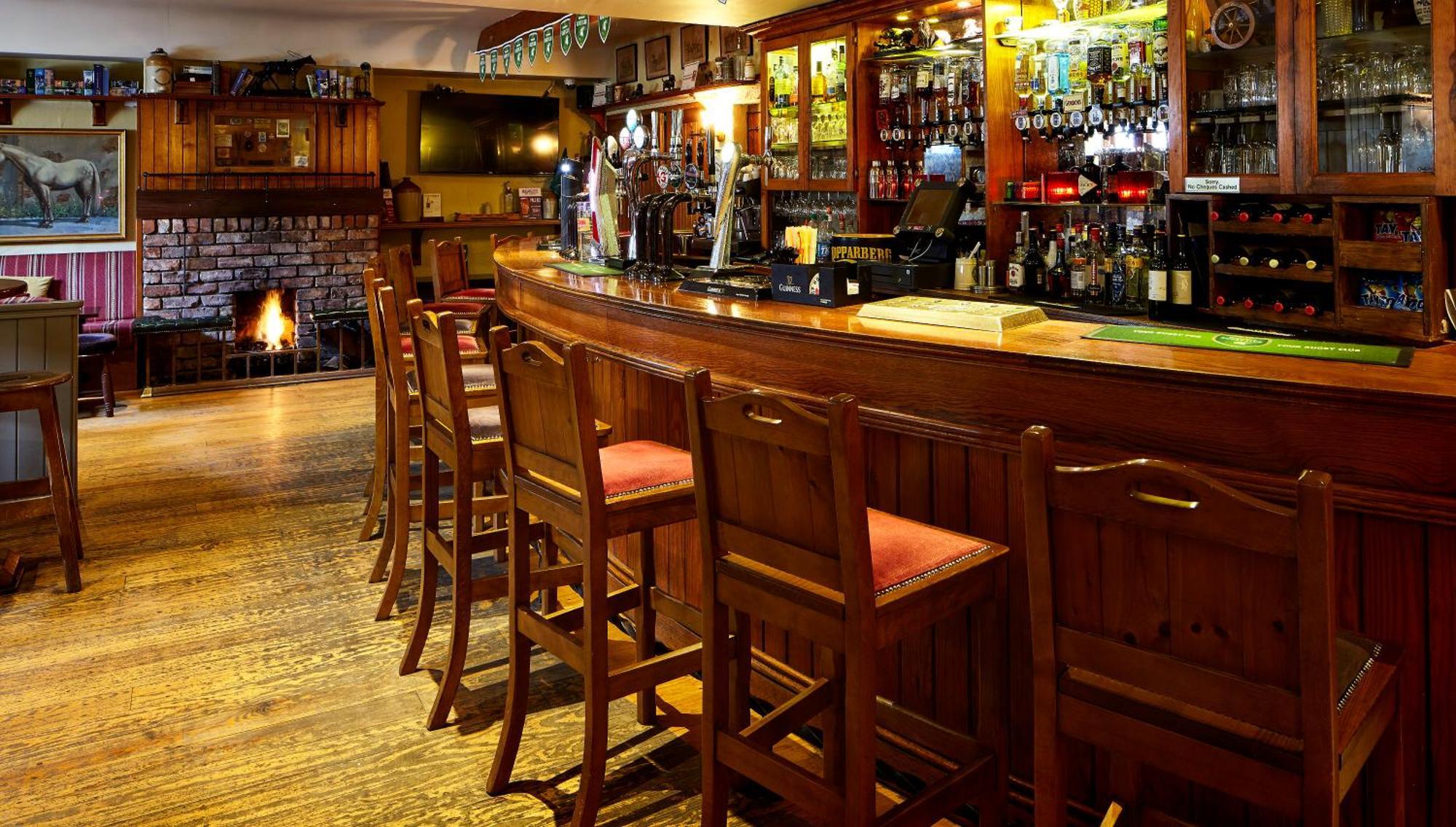 Hotel Horse & Hound Delgany Exterior foto